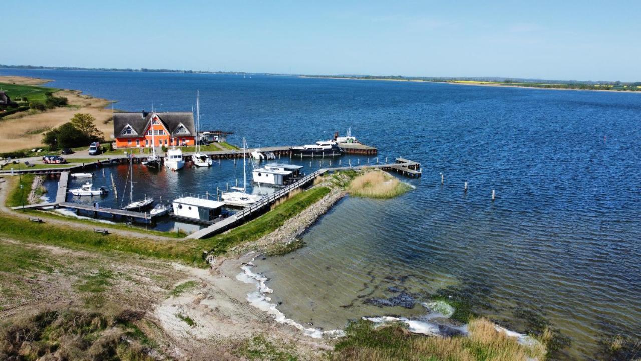 Hausboote Und Fewo Vieregge Ngoại thất bức ảnh